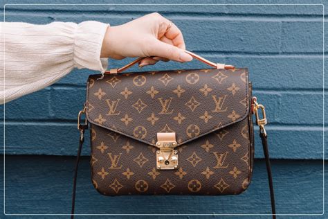 fake louis bag that looks real|false louis vuitton prints.